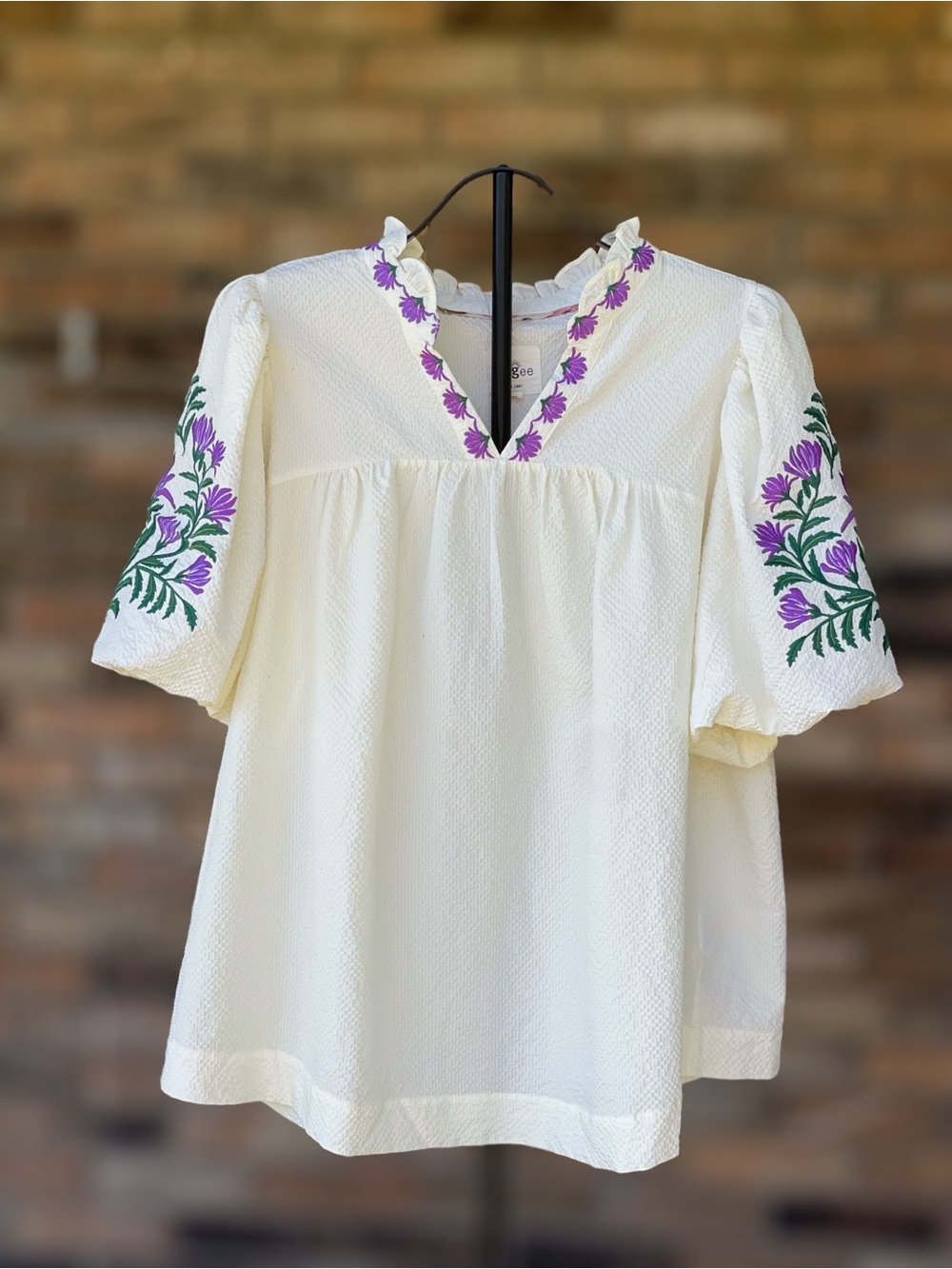 Umgee 1XL Cream Purple Floral Embroidered Ruffle Sleeve Blouse